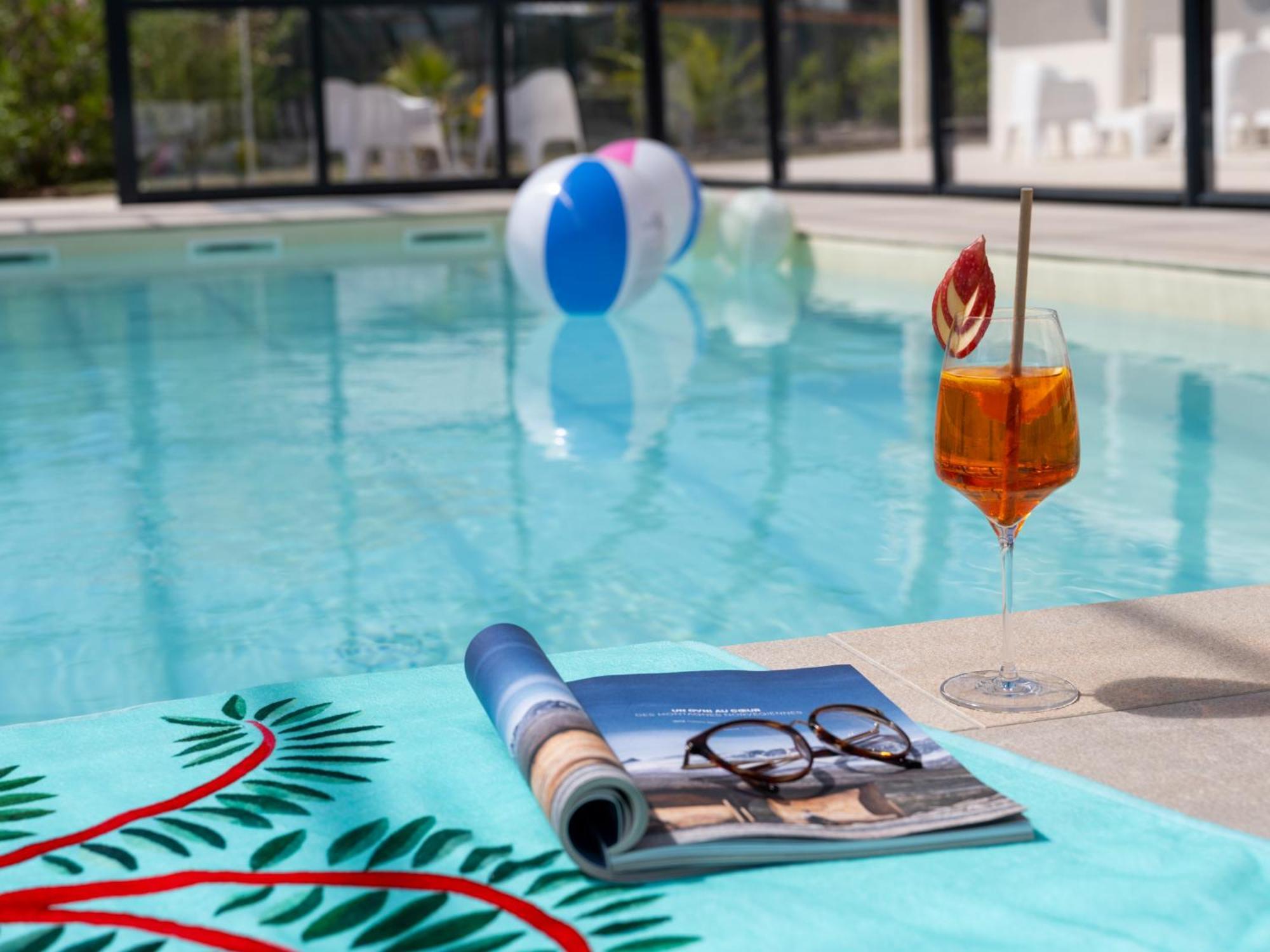 ホテル Golden Tulip La Baule エクステリア 写真