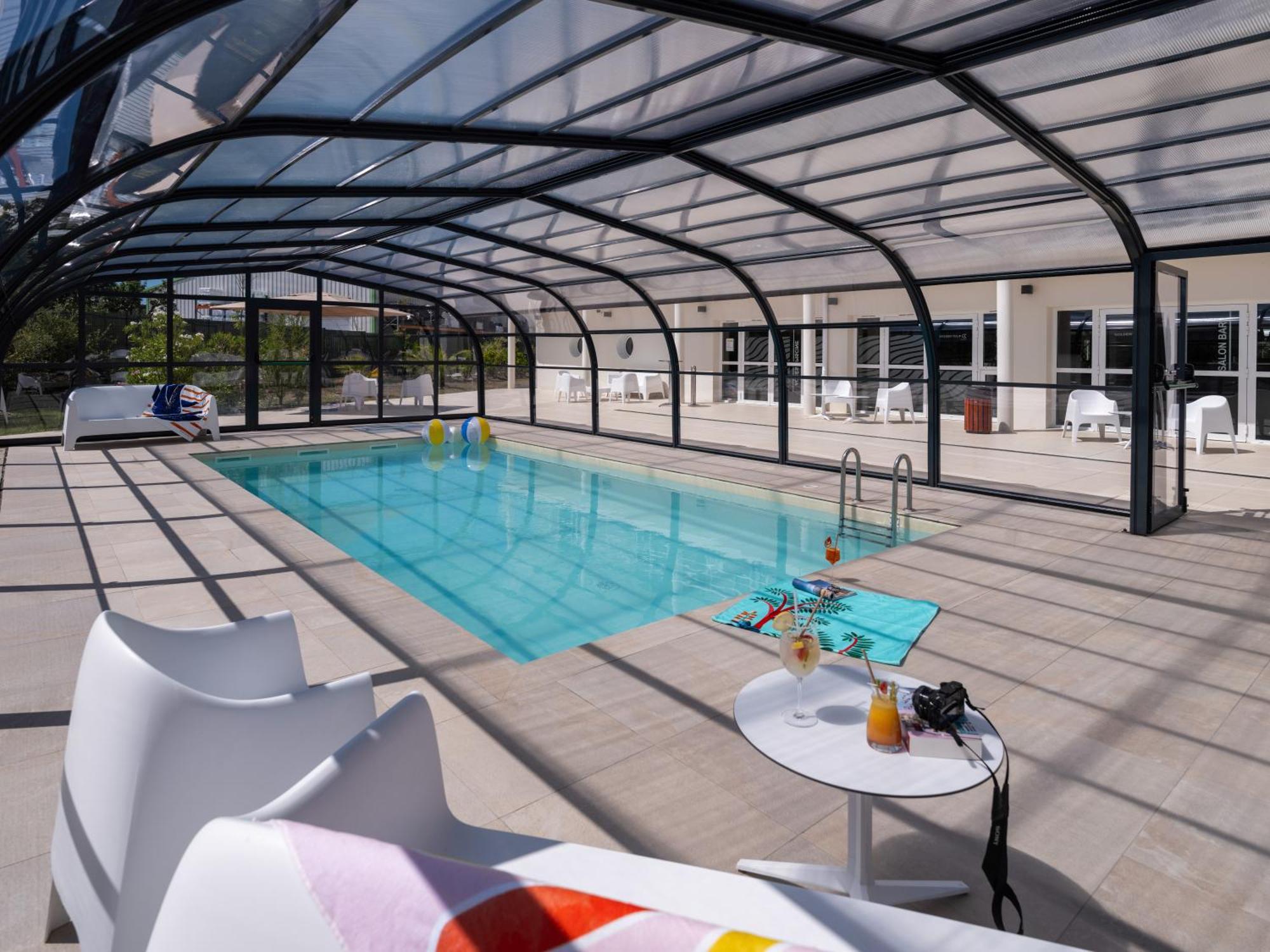 ホテル Golden Tulip La Baule エクステリア 写真