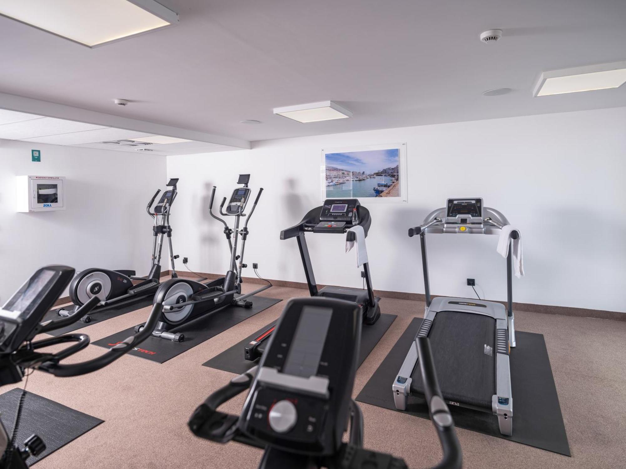 ホテル Golden Tulip La Baule エクステリア 写真