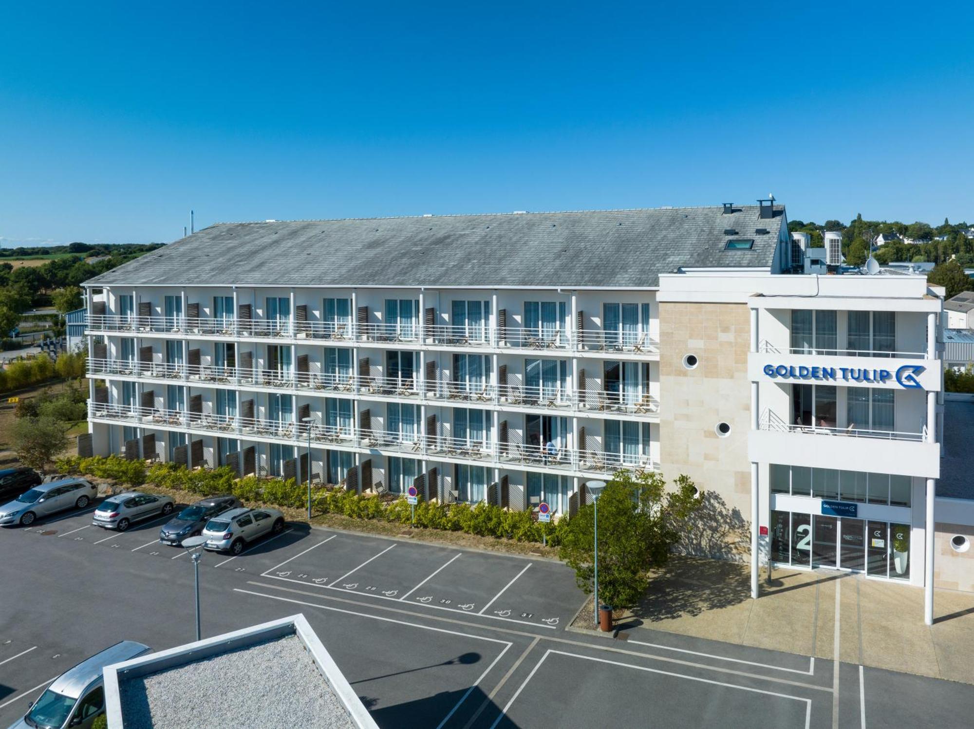 ホテル Golden Tulip La Baule エクステリア 写真